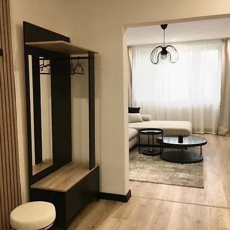 Modern In Centre Of Belusa Daire Púchov